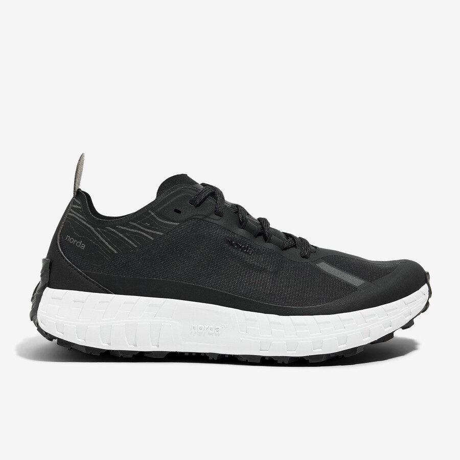 chaussures de trail pour hommes - noires 001a