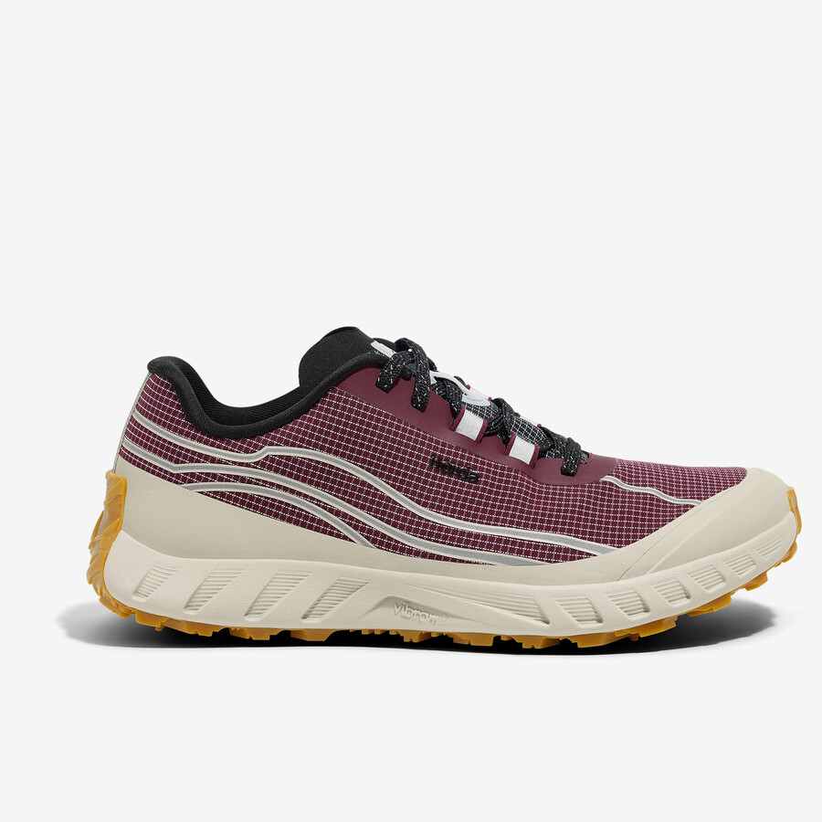 chaussures de trail pour femmes - amarante 002