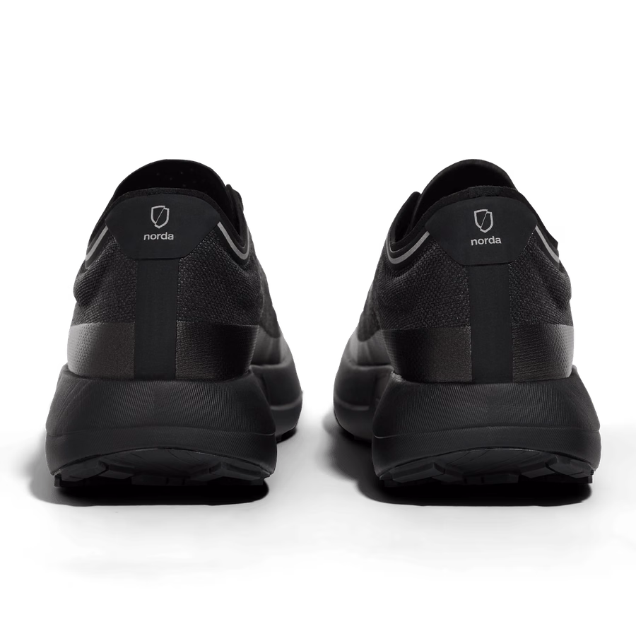 Chaussures de course sur sentier légères pour femmes - Stealth Black 005