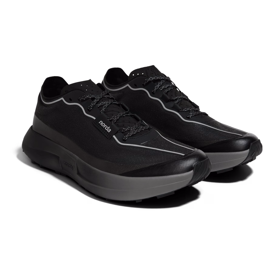 Chaussures de course sur sentier légères pour femmes - Stealth Black 005